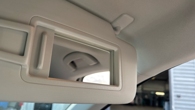 Volkswagen T-Roc 1.0 TSI 115 Life 5dr Petrol Hatchback